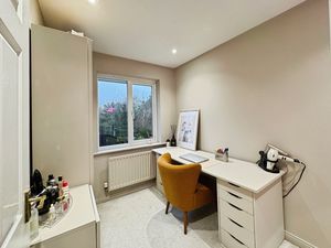 Photo 3- click for photo gallery